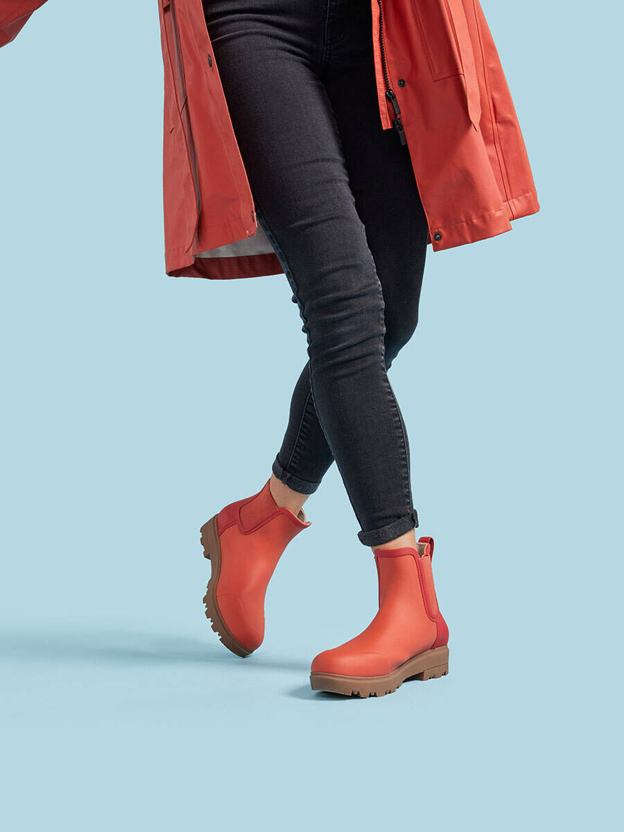 Bogs Women's Holly Chelsea Rain Boots in Burnt Orange