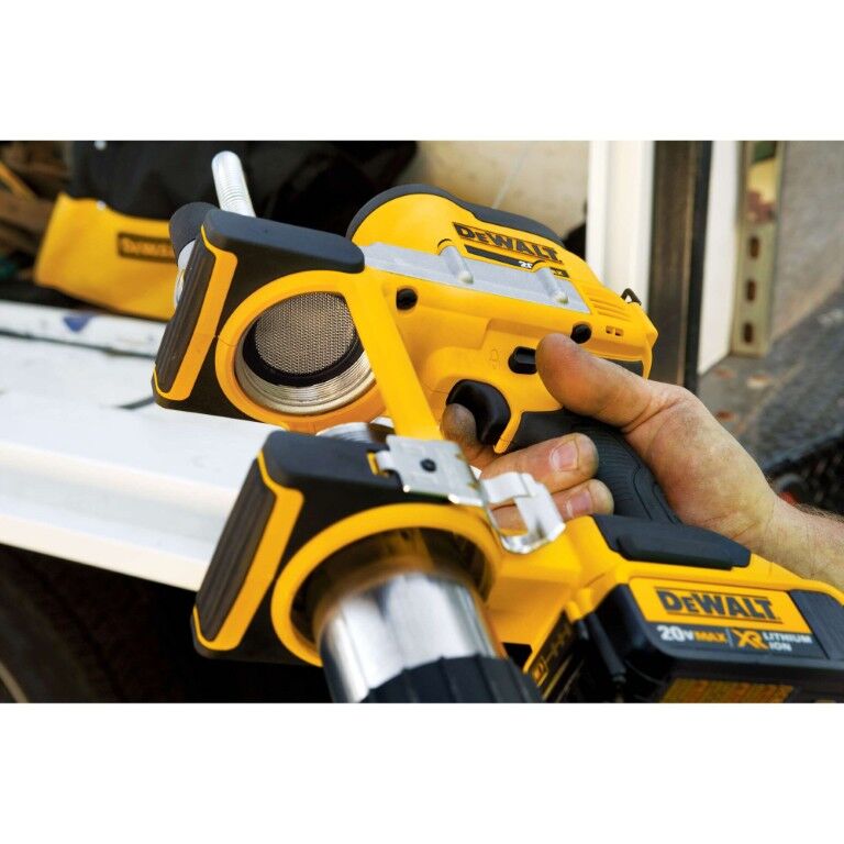 DEWALT 20-V Max Grease Gun Kit
