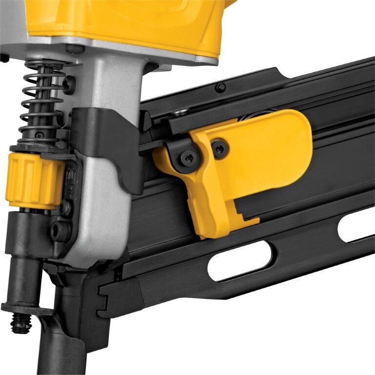 DEWALT 20-V Max 21° Plastic Collated Framing Nailer Kit