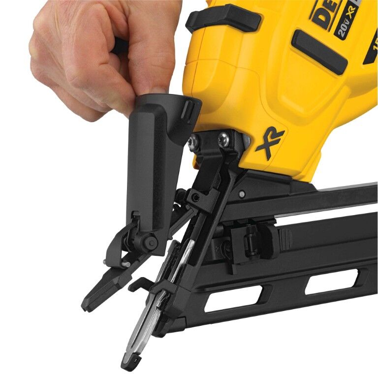 DEWALT 20-V Max XR Angled Finish Nailer, 15-Gauge (Tool Only)