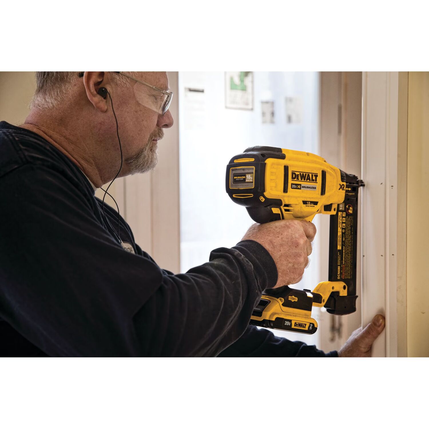 DEWALT 20-V Max XR Brad Nailer, 18-Gauge (Tool Only)