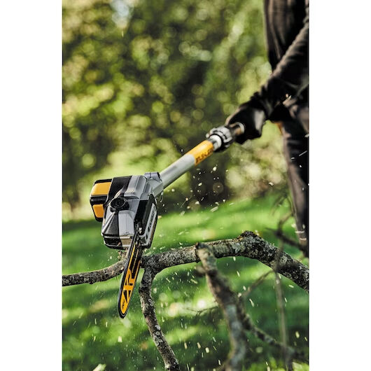 DeWALT 20V MAX* XR® Brushless Cordless Pole Saw (Tool Only)