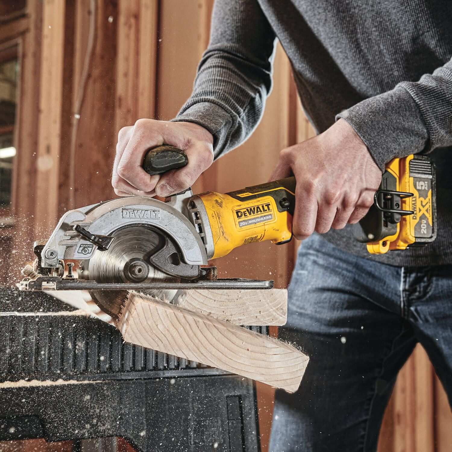DEWALT Atomic 20-V Max Brushless Circular Saw, 4 1/2-In (Tool Only)