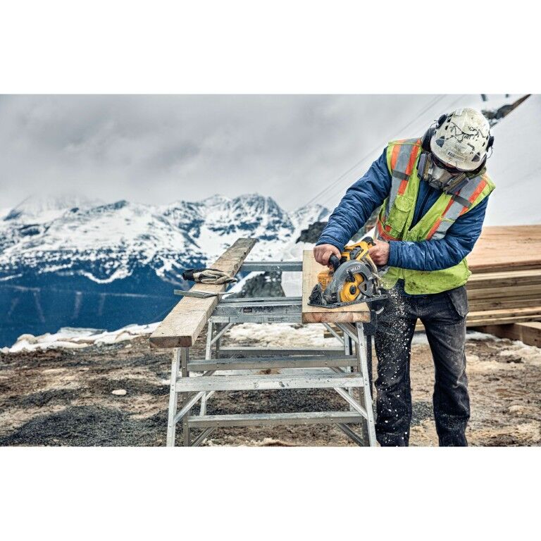 DEWALT FlexVolt 60-V Max Brushless Worm Drive Style Saw, 7 1/4-In (Tool Only)