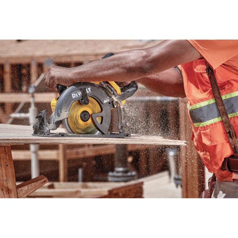 DEWALT FlexVolt 60-V Max Brushless Worm Drive Style Saw, 7 1/4-In (Tool Only)