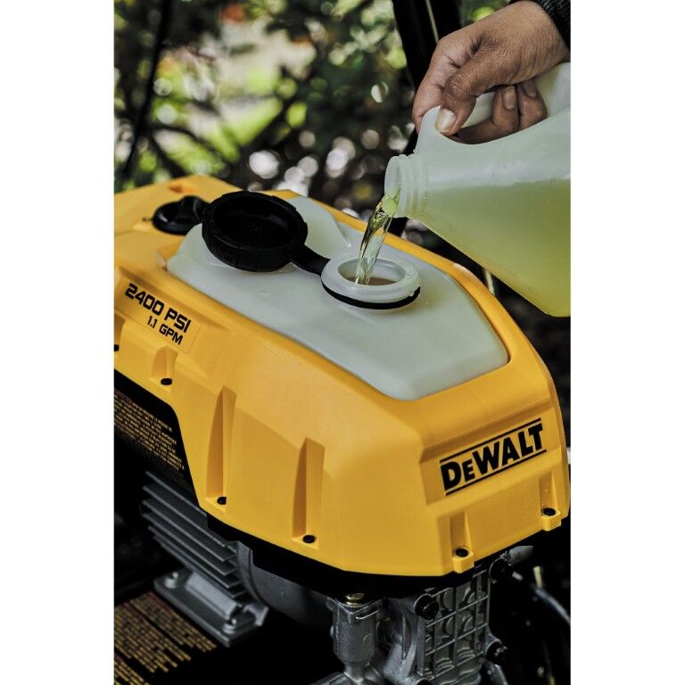 DeWALT 2400 PSI 13 AMP Cold-Water Pressure Washer