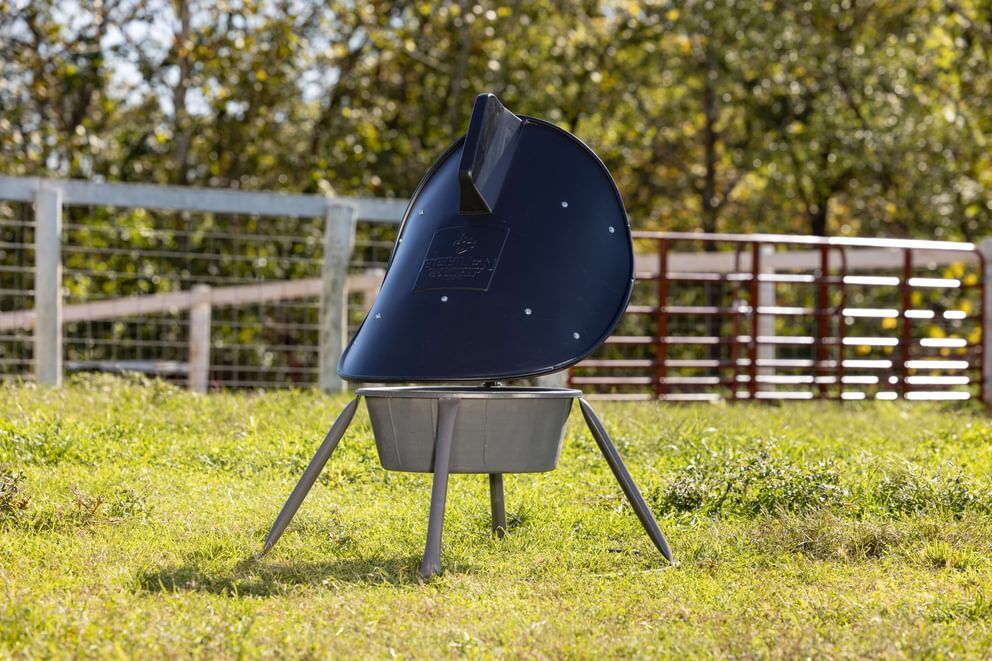 Behlen Country Gray AeroGuard Max Mineral Feeder