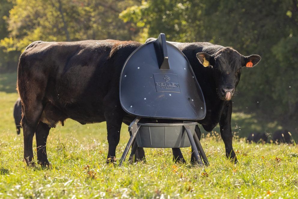 Behlen Country Gray AeroGuard Max Mineral Feeder