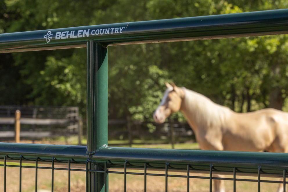 Behlen Country Green Frontier Max Gate, 4-Ft x 50-In