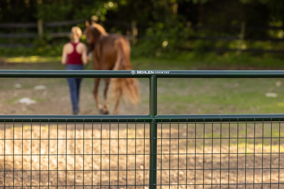 Behlen Country Green Frontier Max Gate, 16-Ft x 50-In