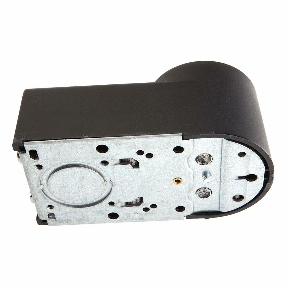 Plastic Wall Receptacle, 220-Volt (32534)