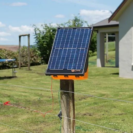 Gallagher S200 Solar Fence Energizer
