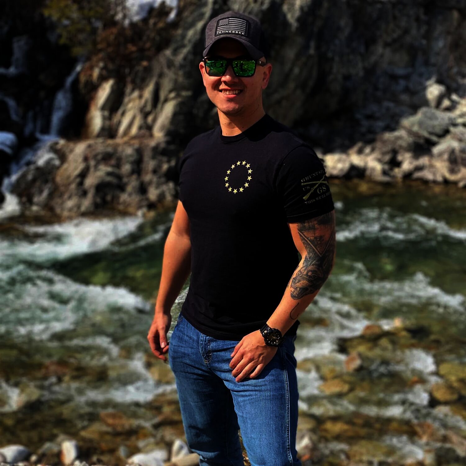 Grunt Style Men's Betsy Rifle Flag T-Shirt