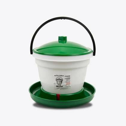 MannaPro Free Range Plastic Poultry Drinker, 3.5-Gal