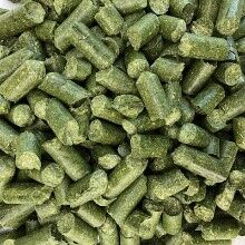 Haystack Farm & Feed Wild Berry Horse Treats, 10-Lb