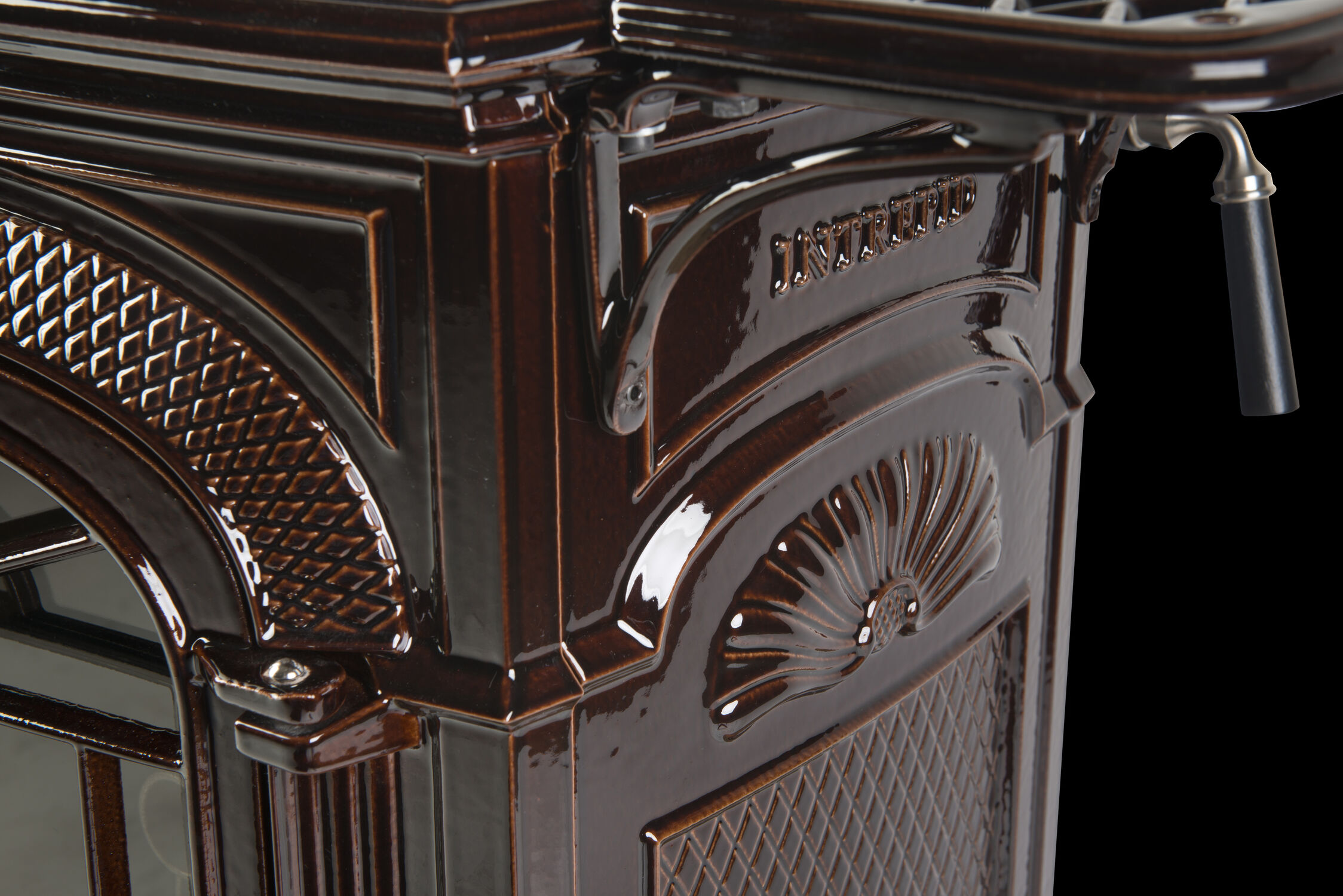Vermont Castings Intrepid FlexBurn Wood-Burning Stove In Majolica Brown Enamel