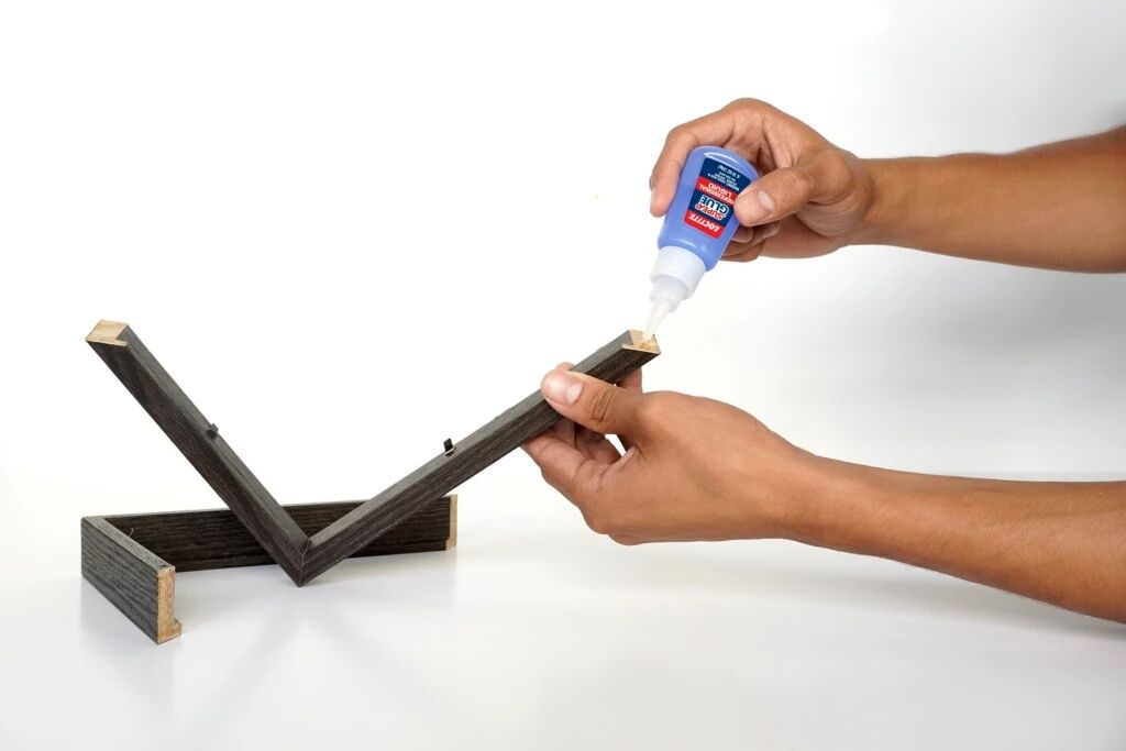 Loctite Super Glue Liquid Professional, 0.7-Oz