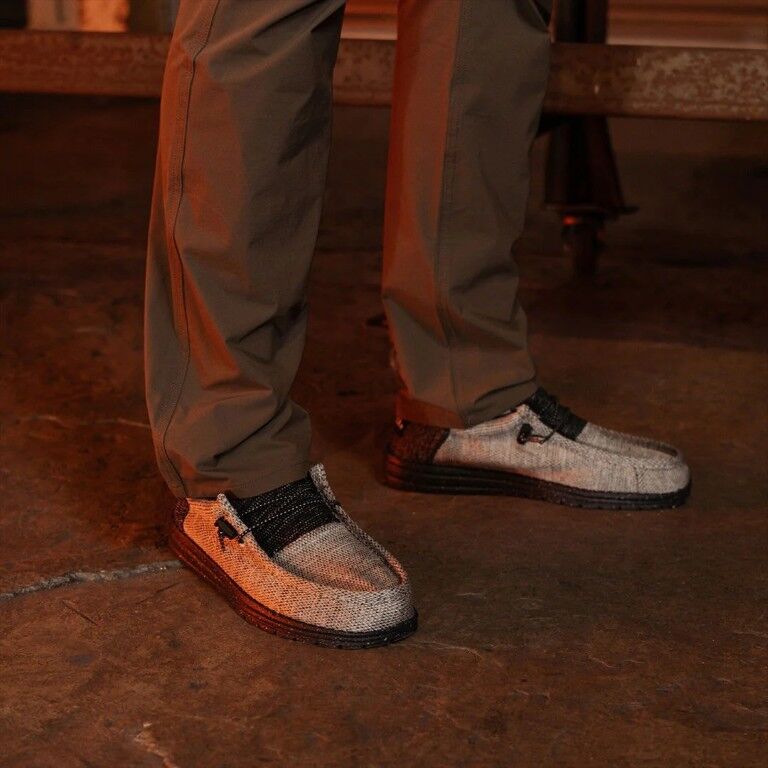 Howitzer Men's Roam Earth Shoe