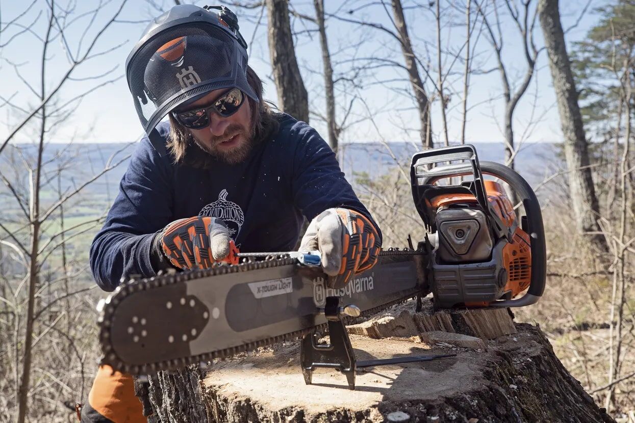 Husqvarna 592 XP 28-In X-Tough Light RSN Chainsaw