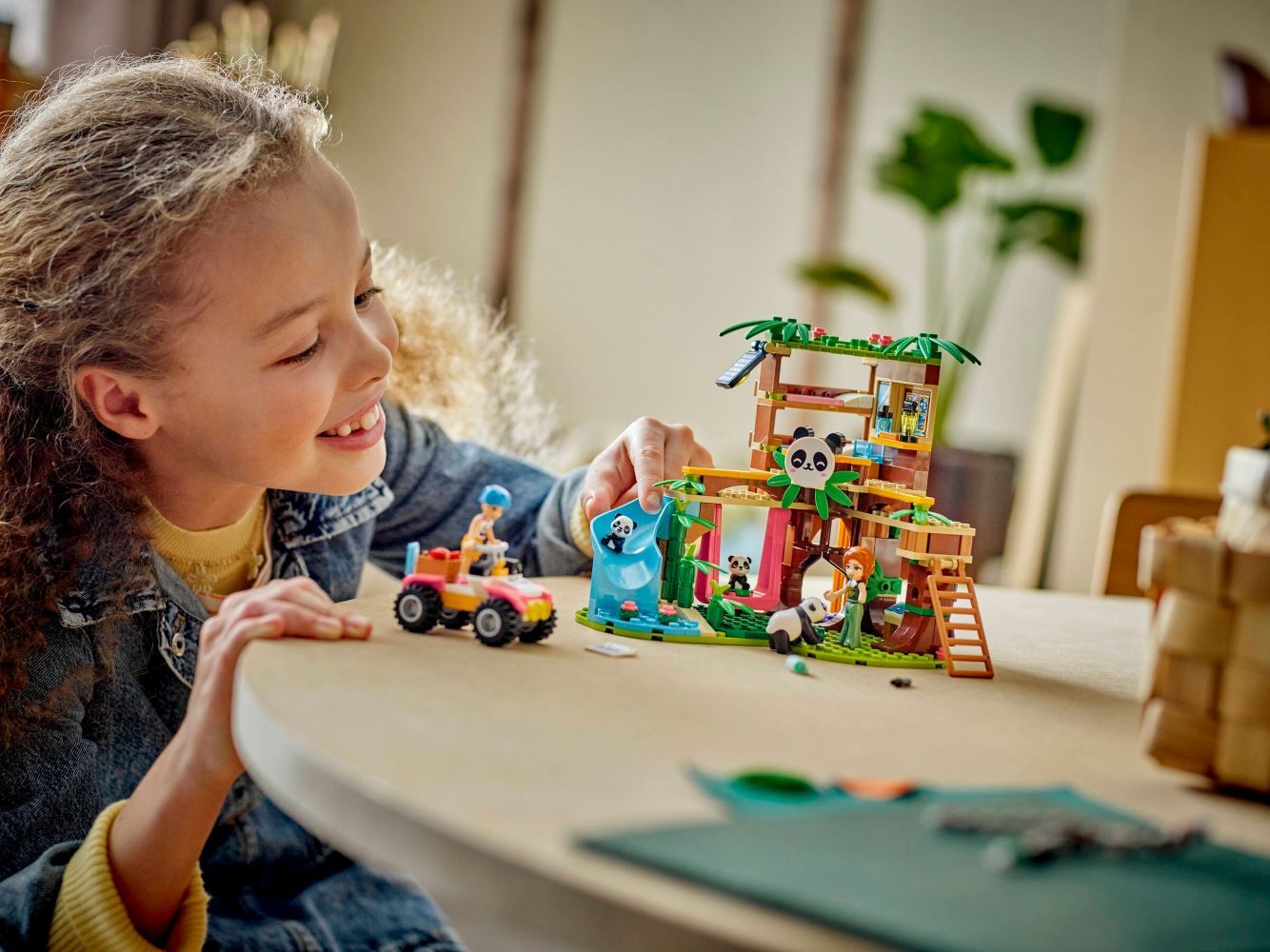 LEGO Friends Panda Sanctuary Animal Care