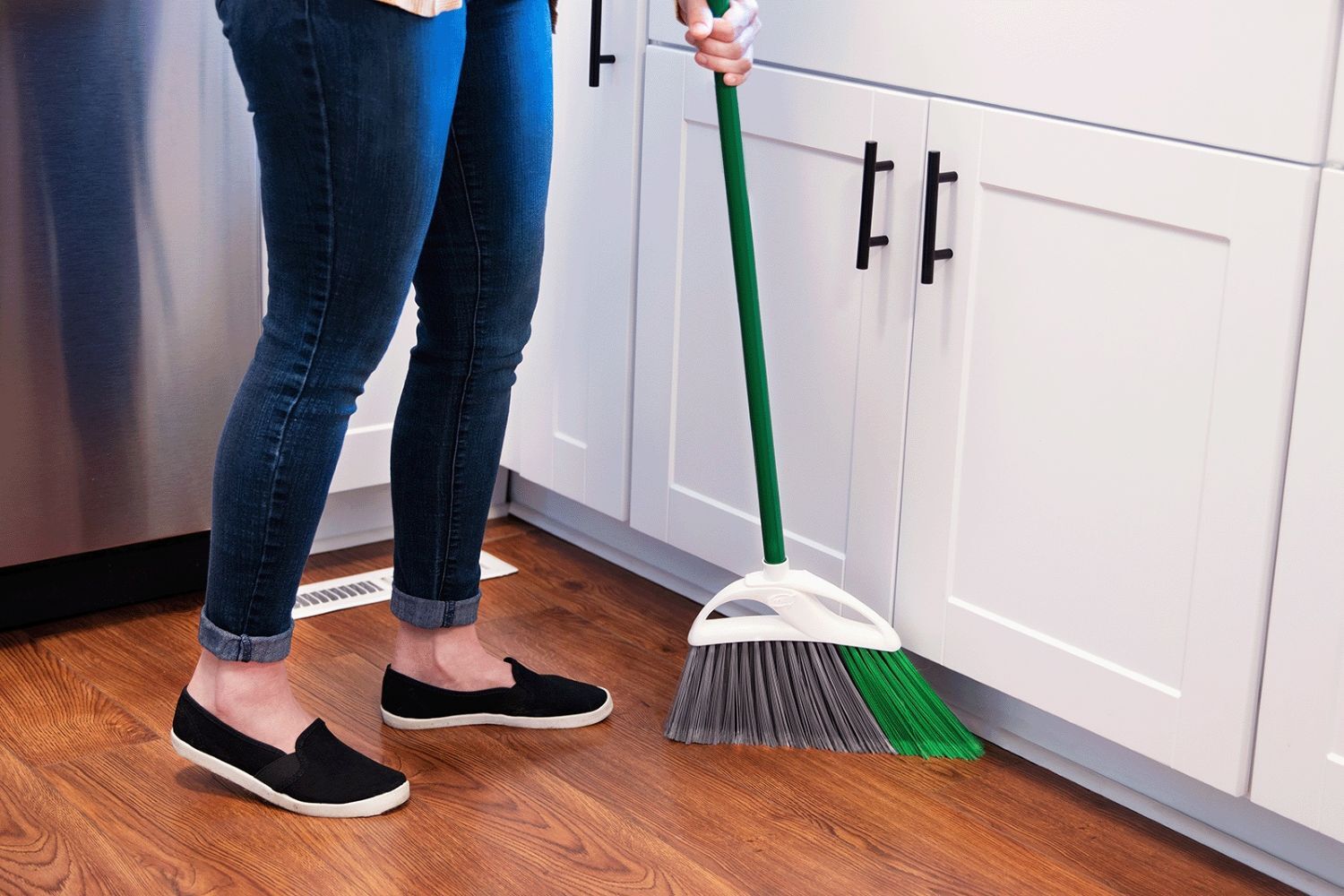 Libman Precision Angle Indoor/Outdoor Broom With Dustpan