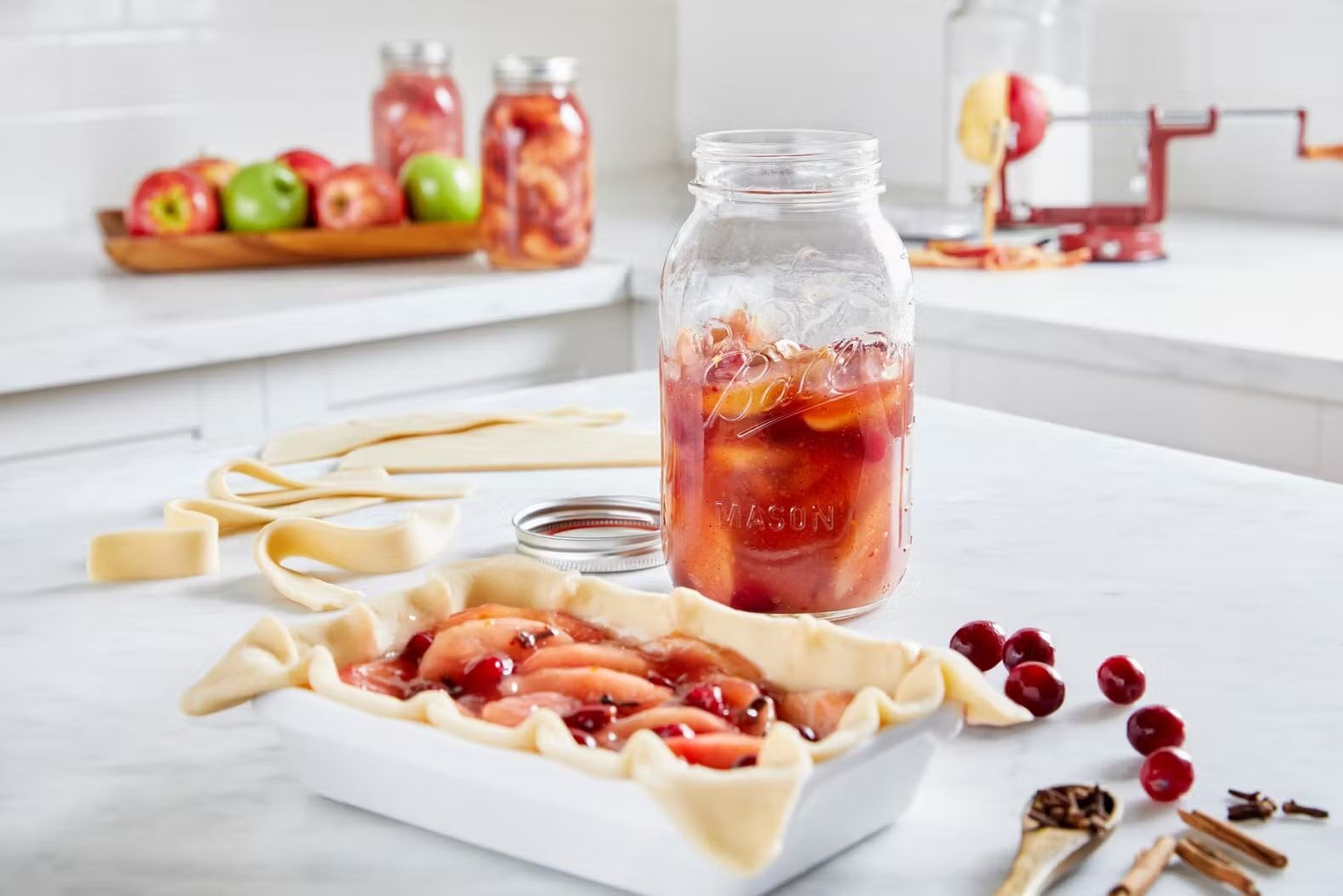 Ball Mason Jars & Lids Regular Mouth, 1-Qt, 6-Pk