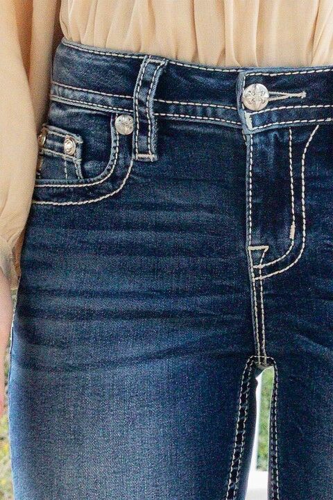 Miss Me Women's Horseshoe Studded Denim Capri