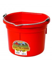 8-qt Flat Back Plastic Bucket in Red