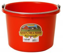 8-qt Round Plastic Bucket in Red