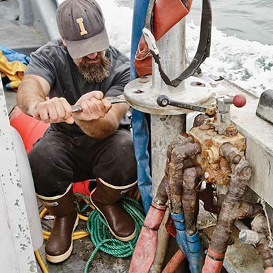 XTRATUF Men's 15-In Waterproof Legacy Boot