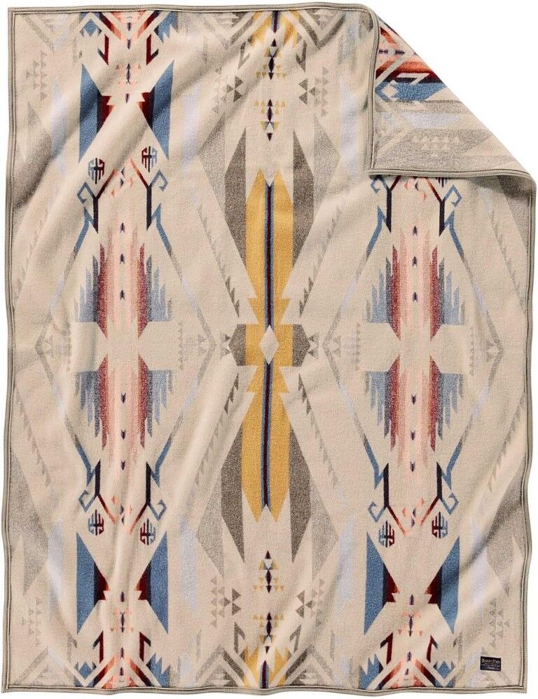 Pendleton White Sands Throw