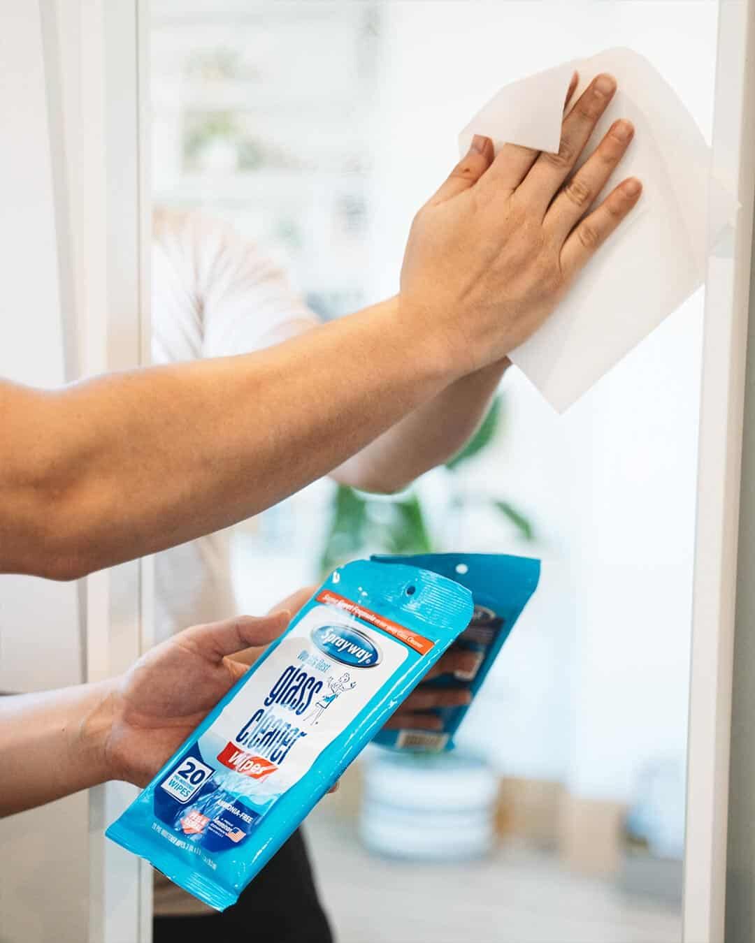 Sprayway Glass Cleaner Wipes, 20-Ct