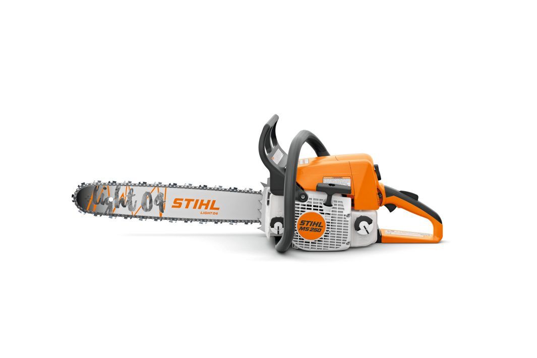 STIHL MS 250 18 in. Gas Chainsaw With 23 RM3