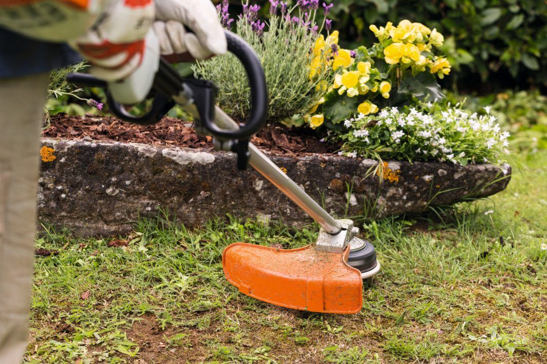 STIHL KombiSystem FS-KM String Trimmer Attachment