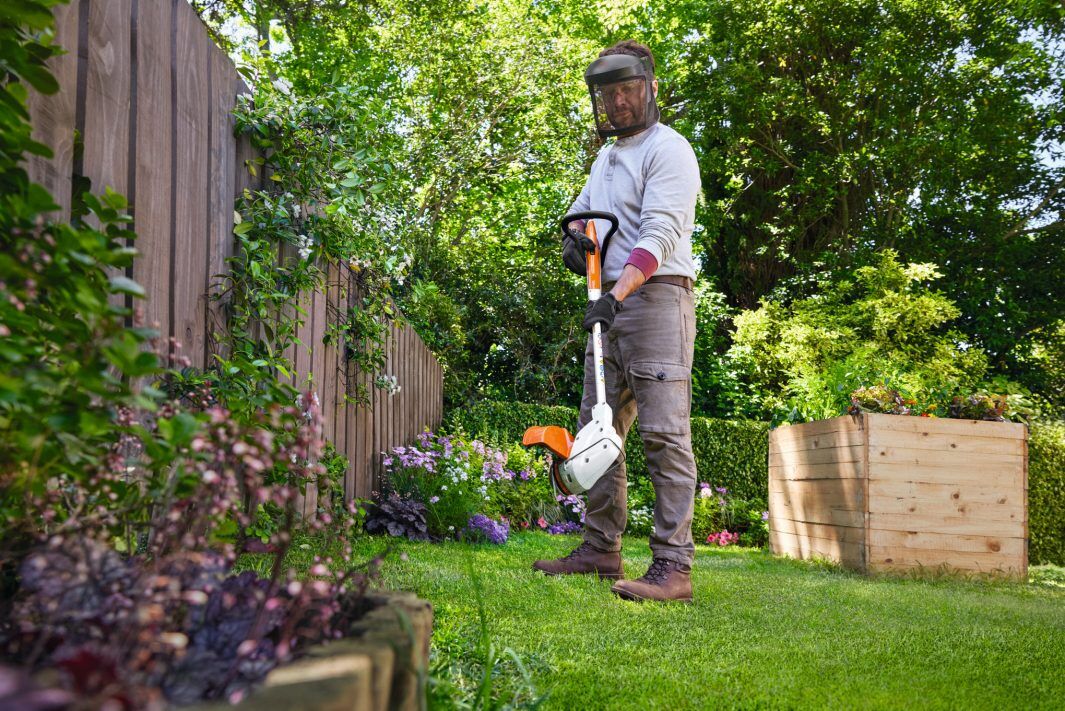 STIHL FSA 30 Battery Powered String Trimmer Kit, 9 in.