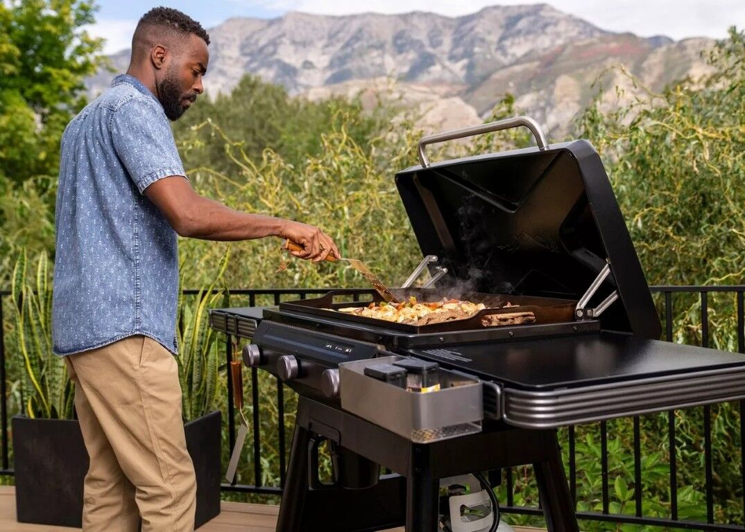 Traeger Flatrock 3 Burner Propane Griddle