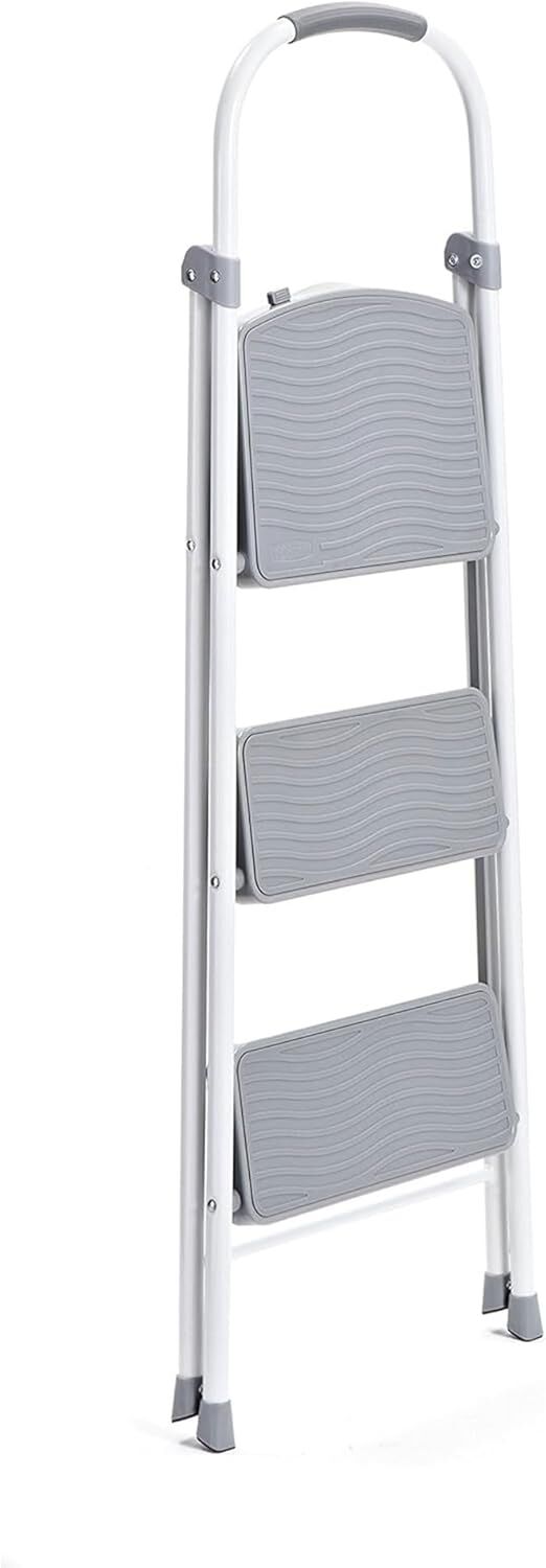 Rubbermaid 3 Step Folding Step Stool