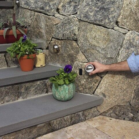 Velcro Brand Titanium Extreme Outdoor Strips, 4-In x 2-In