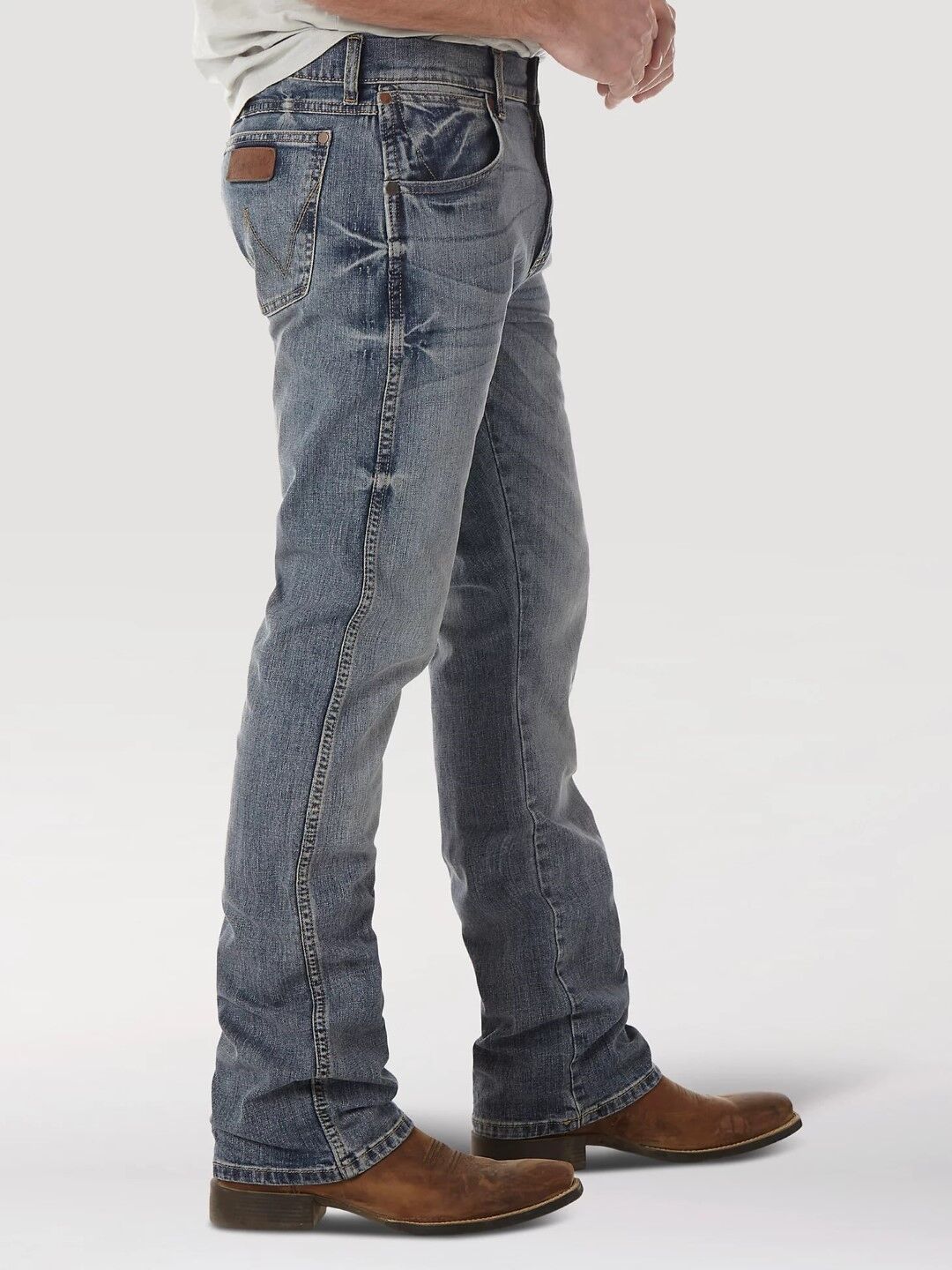 Wrangler Men's Retro Slim Fit Bootcut Jean 