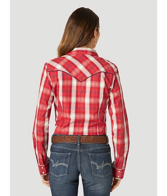 Wrangler Women's Retro Long Sleeve Fancy Yokes Western Snap Plaid Shirt