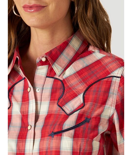 Wrangler Women's Retro Long Sleeve Fancy Yokes Western Snap Plaid Shirt