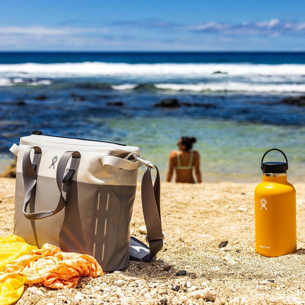 64-Oz Wide Mouth Bottle in Black